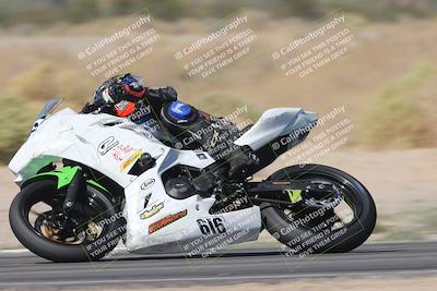 media/Nov-01-2025-CVMA (Sat) [[fc0f7531b8]]/Race 7-Formula Twins-Formula 40 UL/